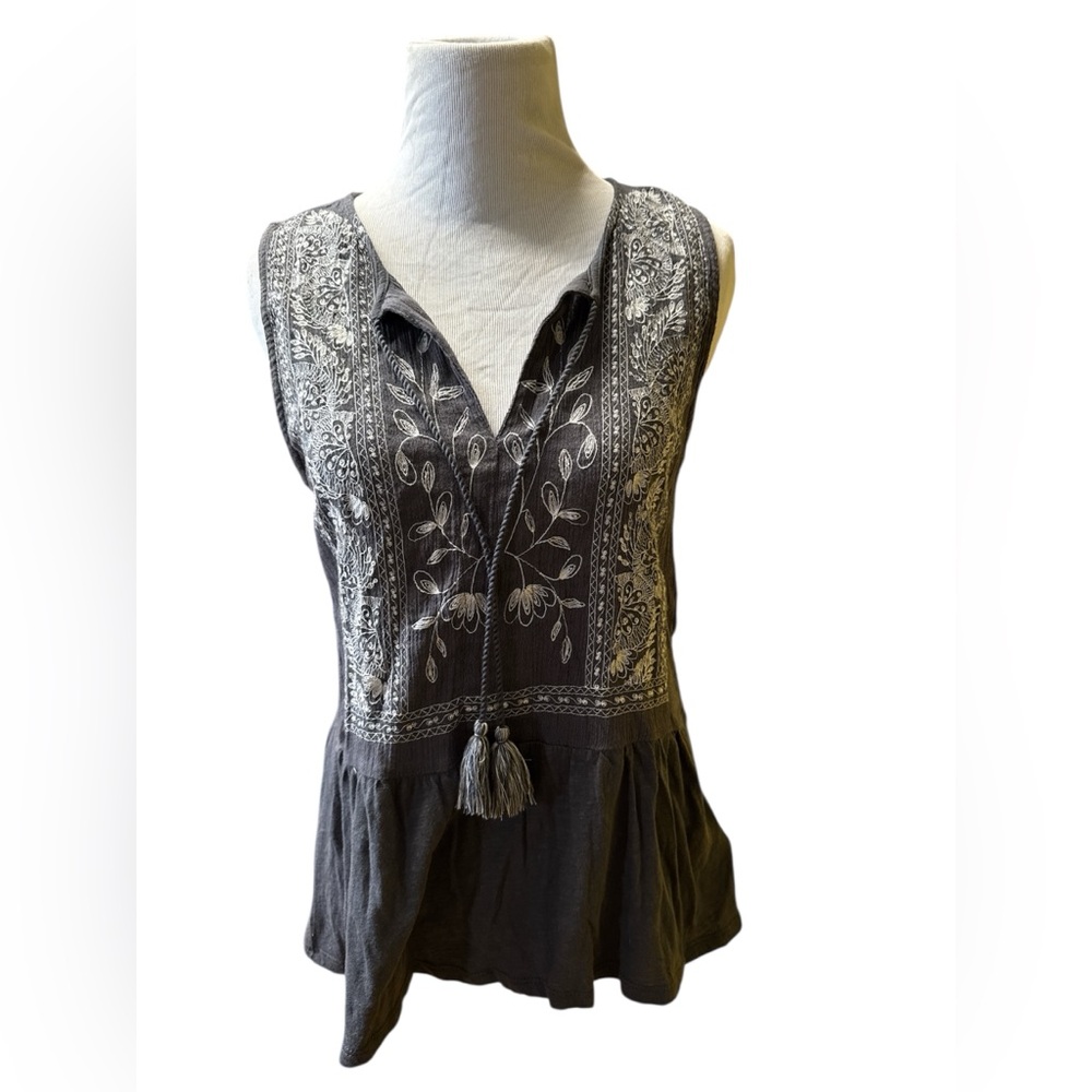 Lucky Brand Charcoal and Light Gray Top